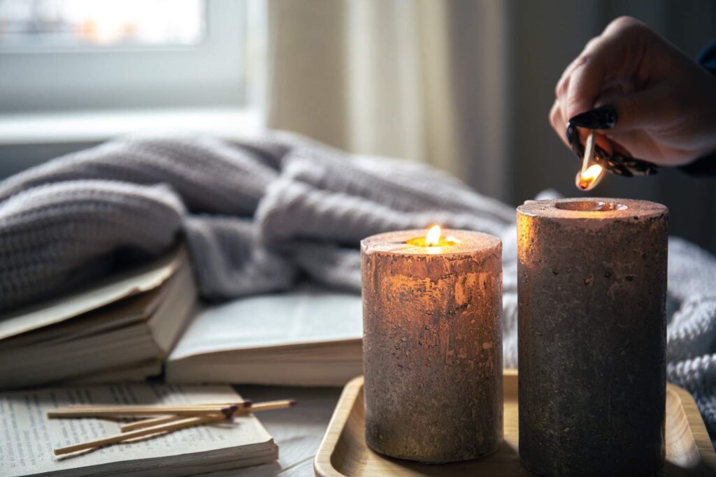 How to Use Aroma Candles Mindfully at Home